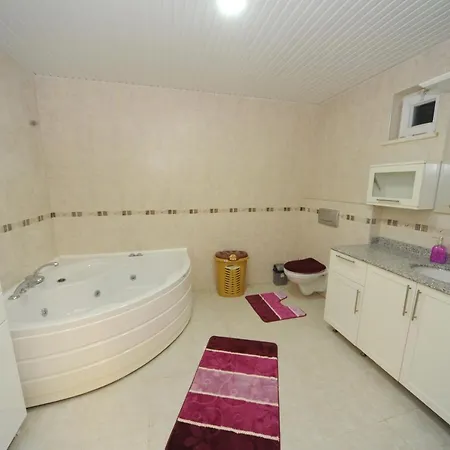 Villa 5 Star Fabulous View Private 2 *